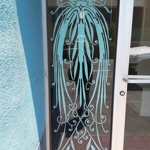 Meet your Posher, Helen